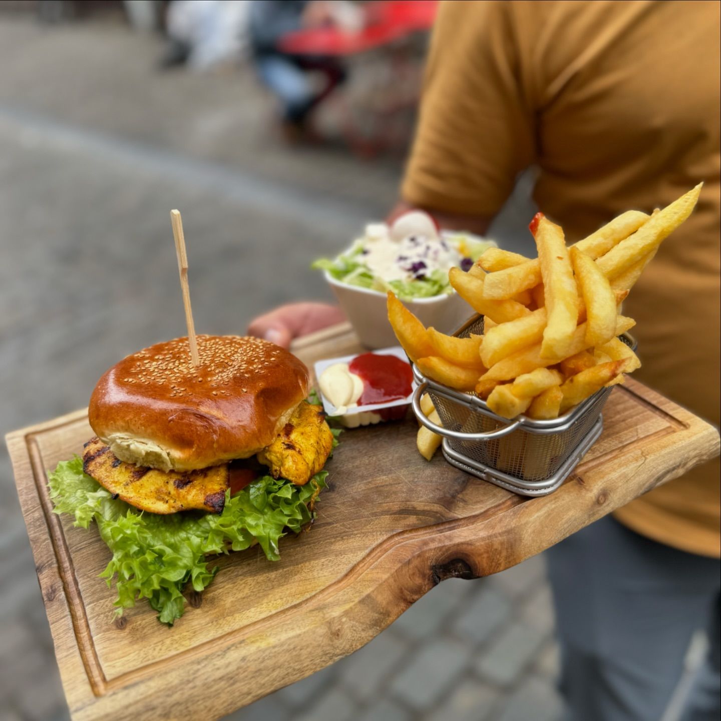 Gerecht geserveerd in het halal restaurant