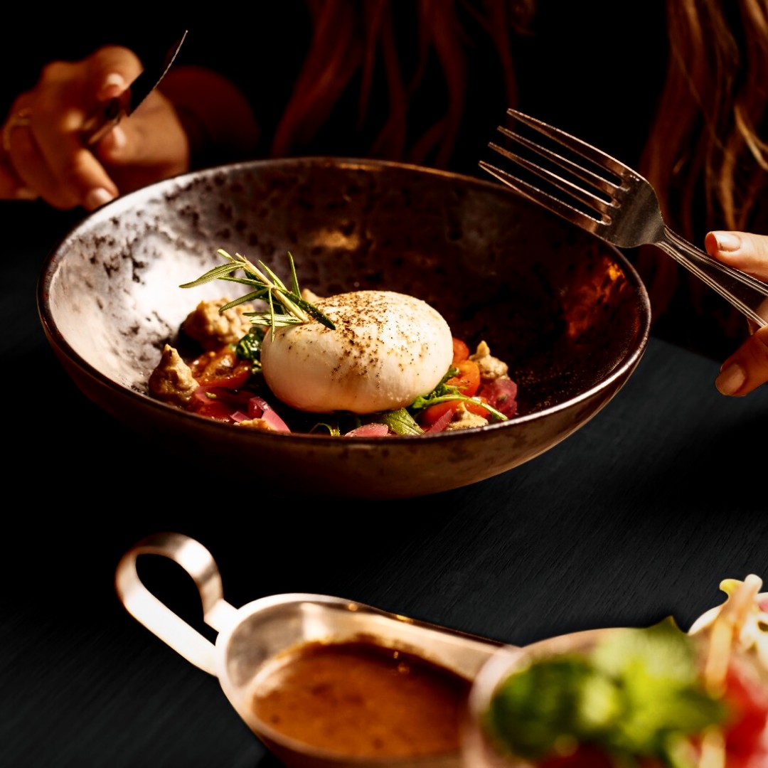 Gerecht geserveerd in het halal restaurant