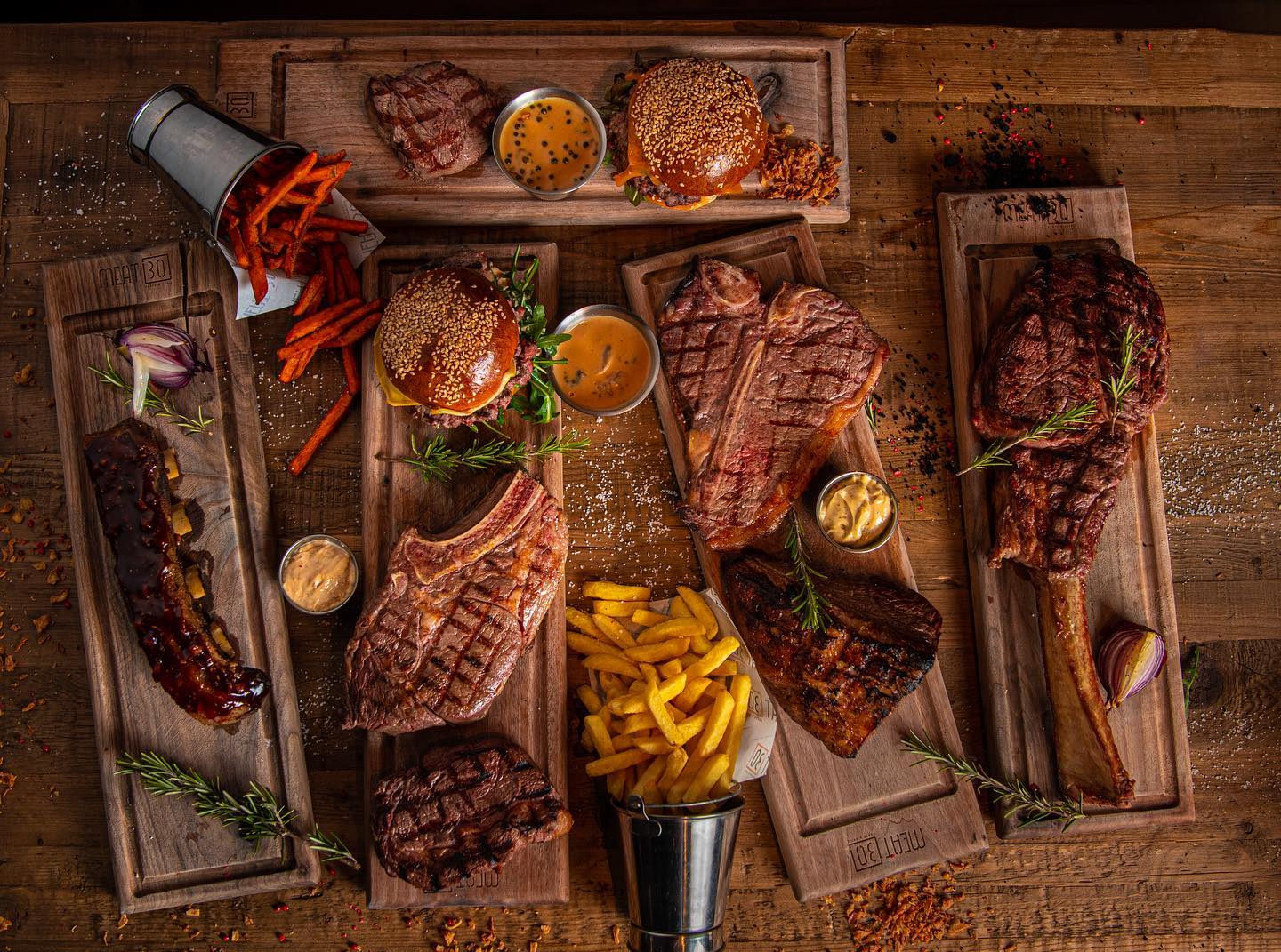 Gerecht geserveerd in het halal restaurant