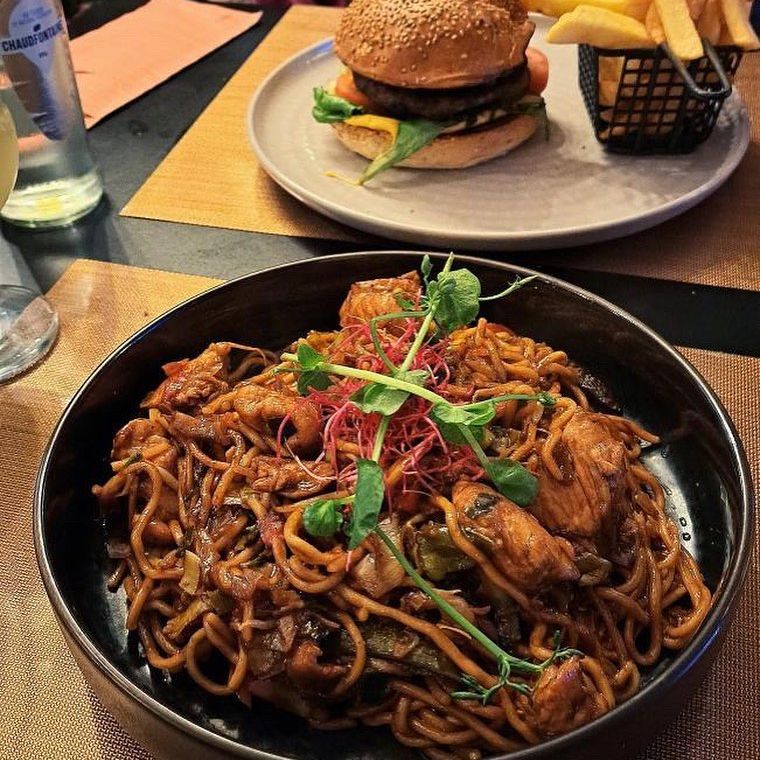 Plat servi au restaurant halal