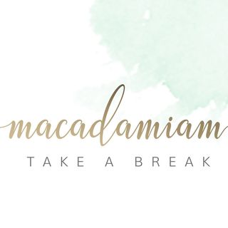 Logo of the halal restaurant Macadamiam Brussels